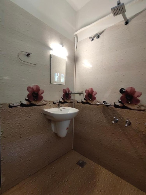 White House Residency image 14